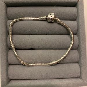 pandora bracelet